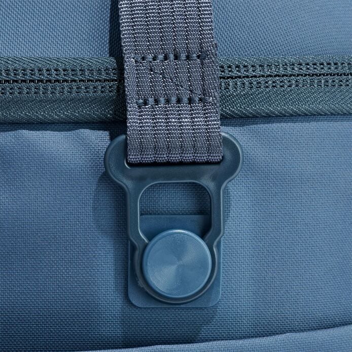 carryouttm-soft-cooler-15-l-k2 250815_hydro_cooler_details_14852_6.jpg