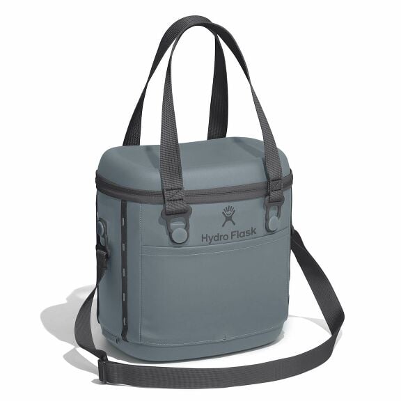 carryouttm-soft-cooler-10-l-b8 6pco043-carryout-cooler-10l-shale-gray-angled_1_1.jpg