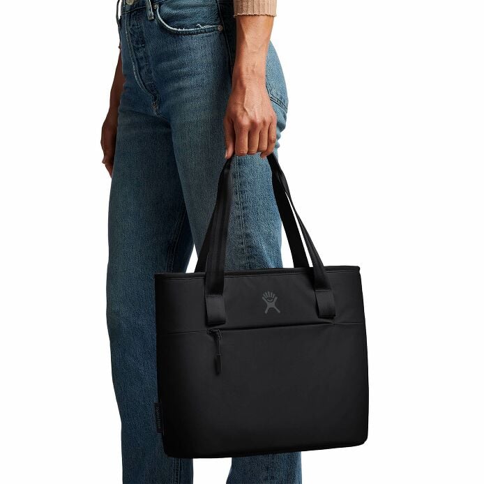 8-l-insulated-lunch-tote-n4 8l-tote-black-hb.jpg