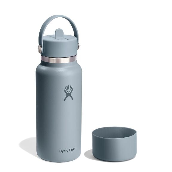 32-oz-straw-bottle-and-boot-bundle-b9 group_199_1.jpg