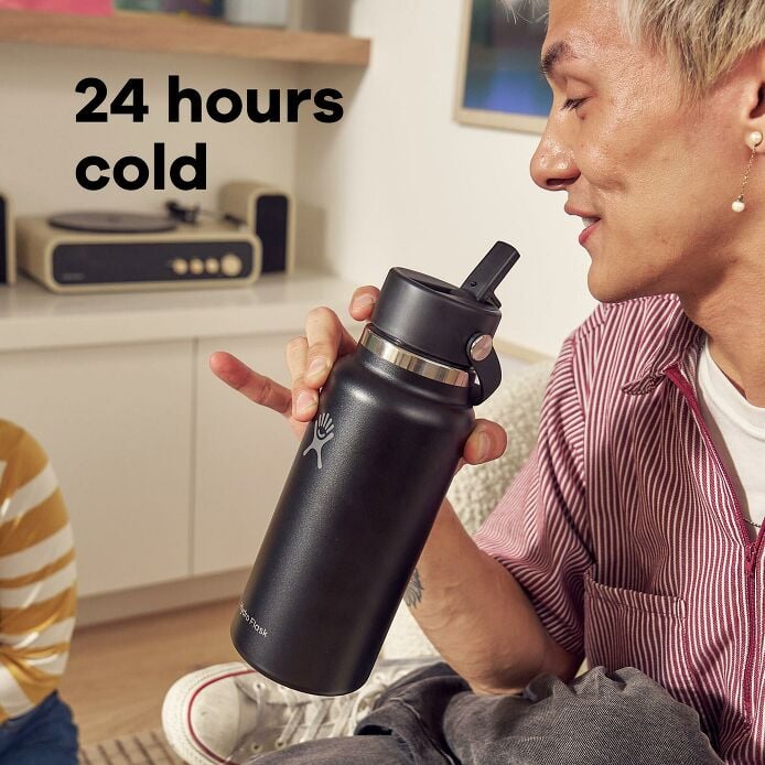 32-oz-wide-mouth-with-flex-straw-cap-f6 hf_s26_w32cfs_apdp_03_1_6.jpg