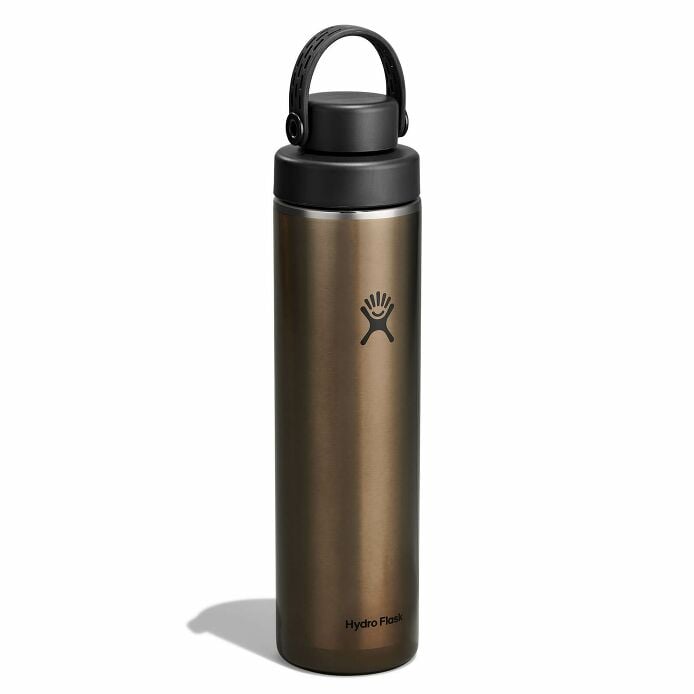 24-oz-lightweight-chug-cap-bottle-p7 lw24lwfcc080-24-oz-lightweight-chug-cap-bottle-wide-mouth-obsidian-angled.jpg