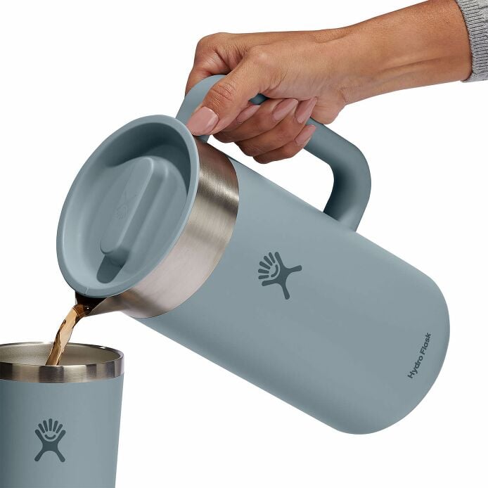 51-oz-insulated-pitcher-w7 okp51043-insulated-pitcher-shale-gray-pour.jpg